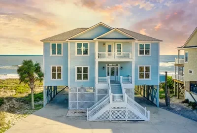 Explore-Coastal-Opportunities-with-Trusted-Oak-Island-Realtors