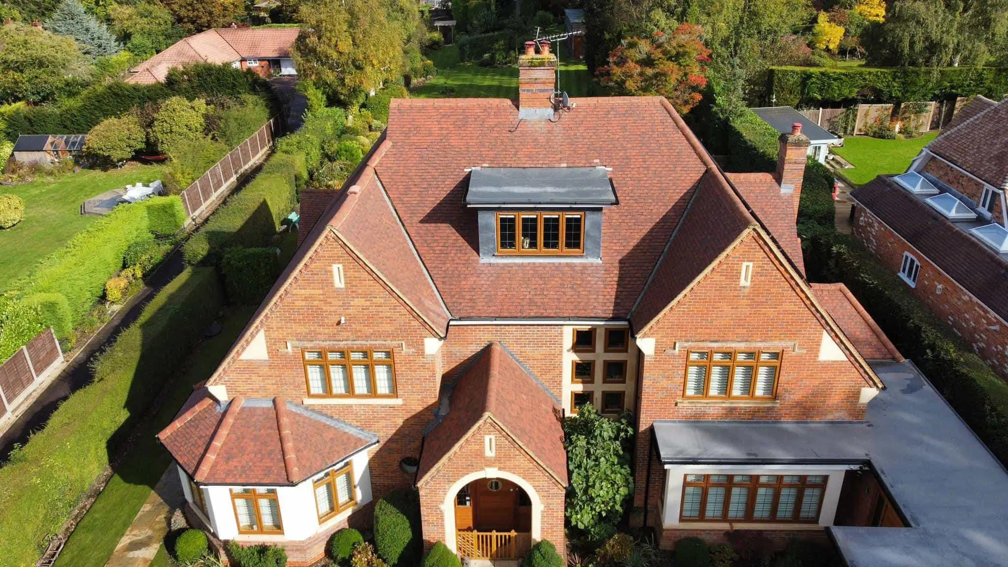 Reliable Roof Cleaners UK for Residential Properties