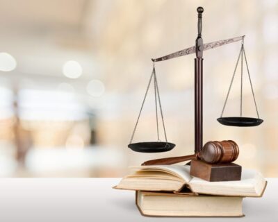 hiring-a-lawyer-1024×682-1